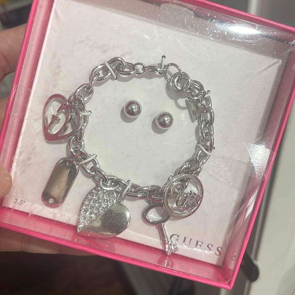 Guess charm bracelet